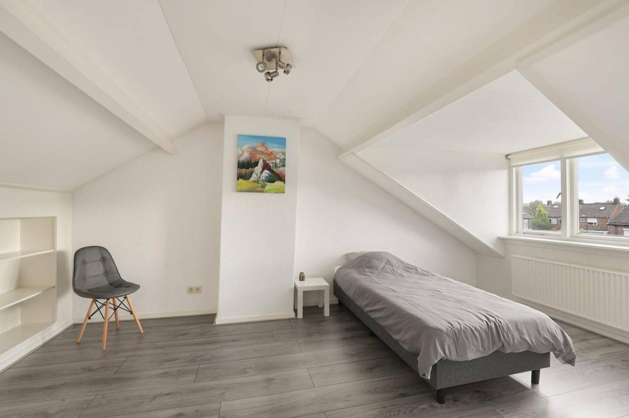 Apeldoorn- Ruime Eengezinswoning Met 5 Slaapkamers Bagian luar foto
